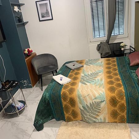 Charmant Studio Dans Maison Apartment Сарсел Екстериор снимка